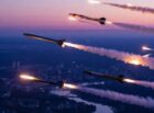 Украинская-элита-в-ужасе-—-чиновники-Зеленского-бегут-из-Киева-в-ожидании-«Орешника»