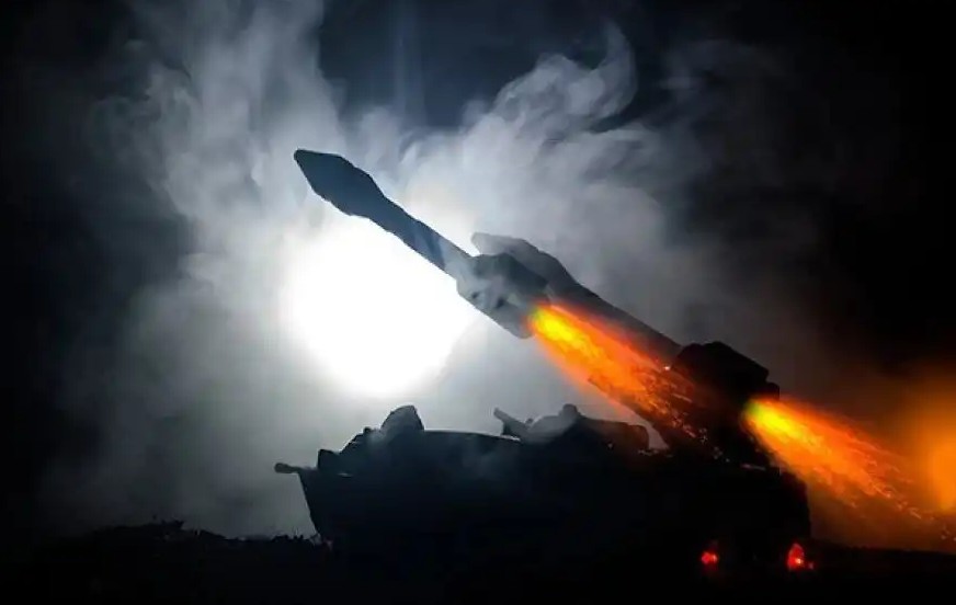 «Огненный-ад»-под-Сумами:-Били-по-спецназу,-а-попали-по-главкому.-«Искандер»-прикрыл-президента